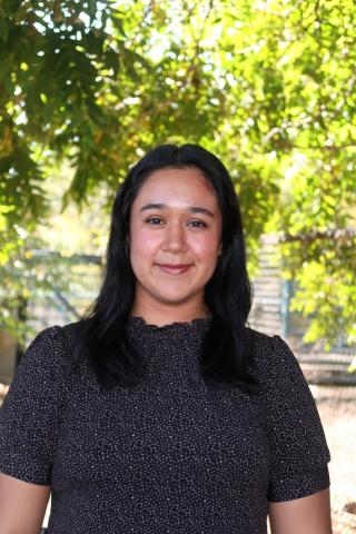 Headshopt of Alma Santiago